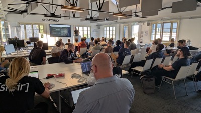 PXL_20250916_170203391.MP