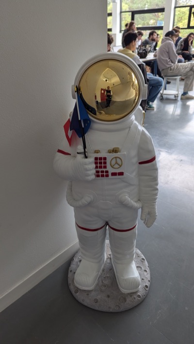 PXL_20250917_123753890